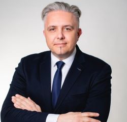 Damian Rutkowski - zdjęcie portretowe
          