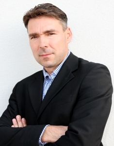 Robert Kazimirski - zdjęcie portretowe
          