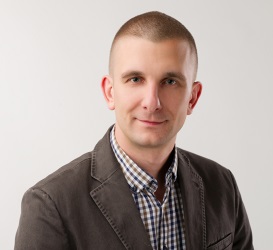Szymon Widera - zdjęcie portretowe
          